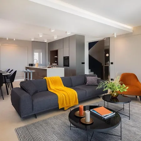 Luxury Wave & San, 2 Heated Pool, Sauna, Gym