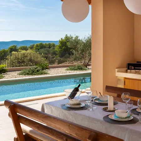 Luxury Wave & San, 2 Heated Pool, Sauna, Gym Villa Sveti Filip i Jakov