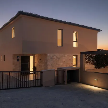 Villa Luxury Wave & San, 2 Heated Pool, Sauna, Gym