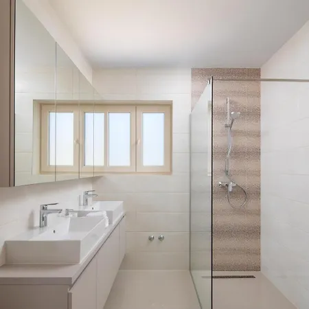 Villa Luxury Wave & San, 2 Heated Pool, Sauna, Gym *