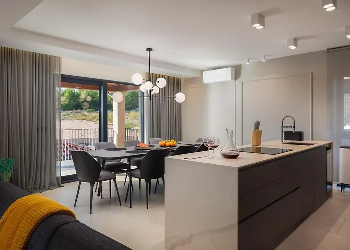 Luxury Wave & San, 2 Heated Pool, Sauna, Gym Villa *