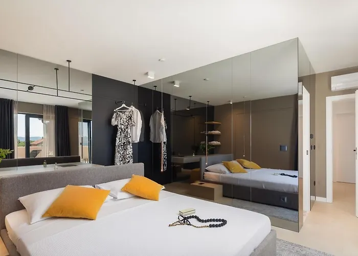 Luxury Wave & San, 2 Heated Pool, Sauna, Gym Sveti Filip i Jakov