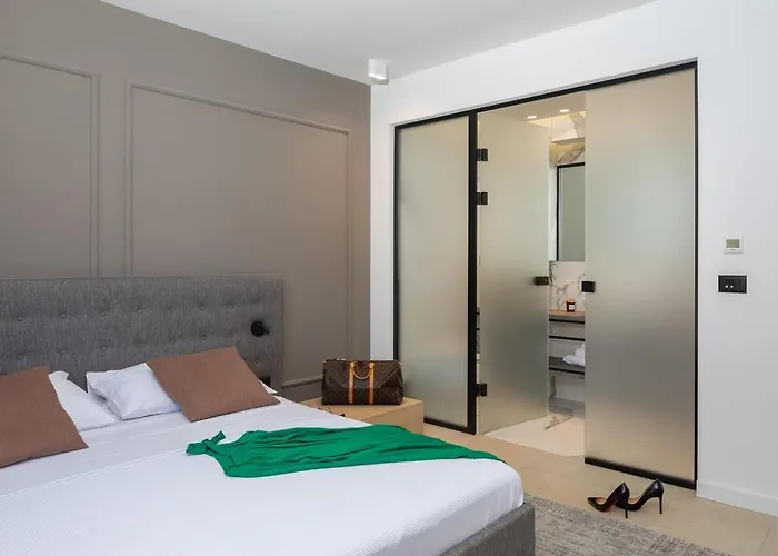 Luxury Wave & San, 2 Heated Pool, Sauna, Gym Villa Sveti Filip i Jakov