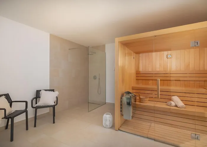 Luxury Wave & San, 2 Heated Pool, Sauna, Gym