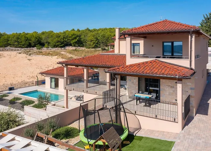 Villa Luxury Wave & San, 2 Heated Pool, Sauna, Gym *