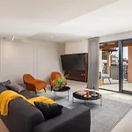 Luxury Wave & San, 2 Heated Pool, Sauna, Gym Villa *