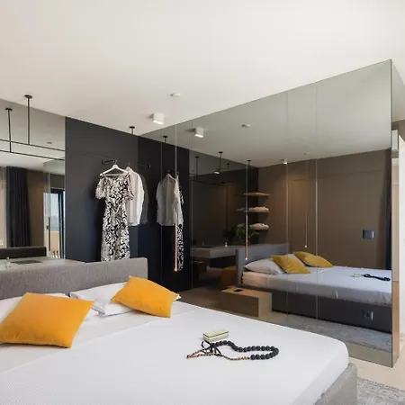 Luxury Wave & San, 2 Heated Pool, Sauna, Gym סבטי פיליפ אי ג'קוב