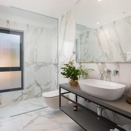 וילה Luxury Wave & San, 2 Heated Pool, Sauna, Gym סבטי פיליפ אי ג'קוב