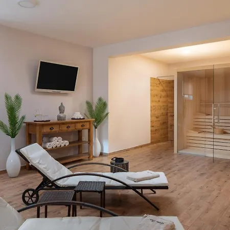 Villa Luxury Wave & San, 2 Heated Pool, Sauna, Gym