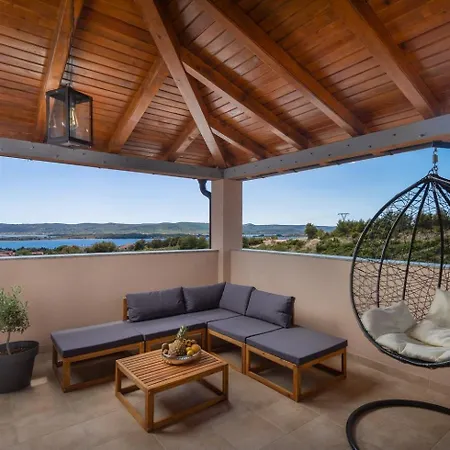 Luxury Wave & San, 2 Heated Pool, Sauna, Gym סבטי פיליפ אי ג'קוב