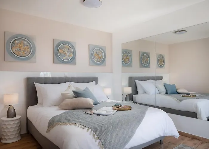 Villa Luxury Wave & San, 2 Heated Pool, Sauna, Gym Sveti Filip i Jakov